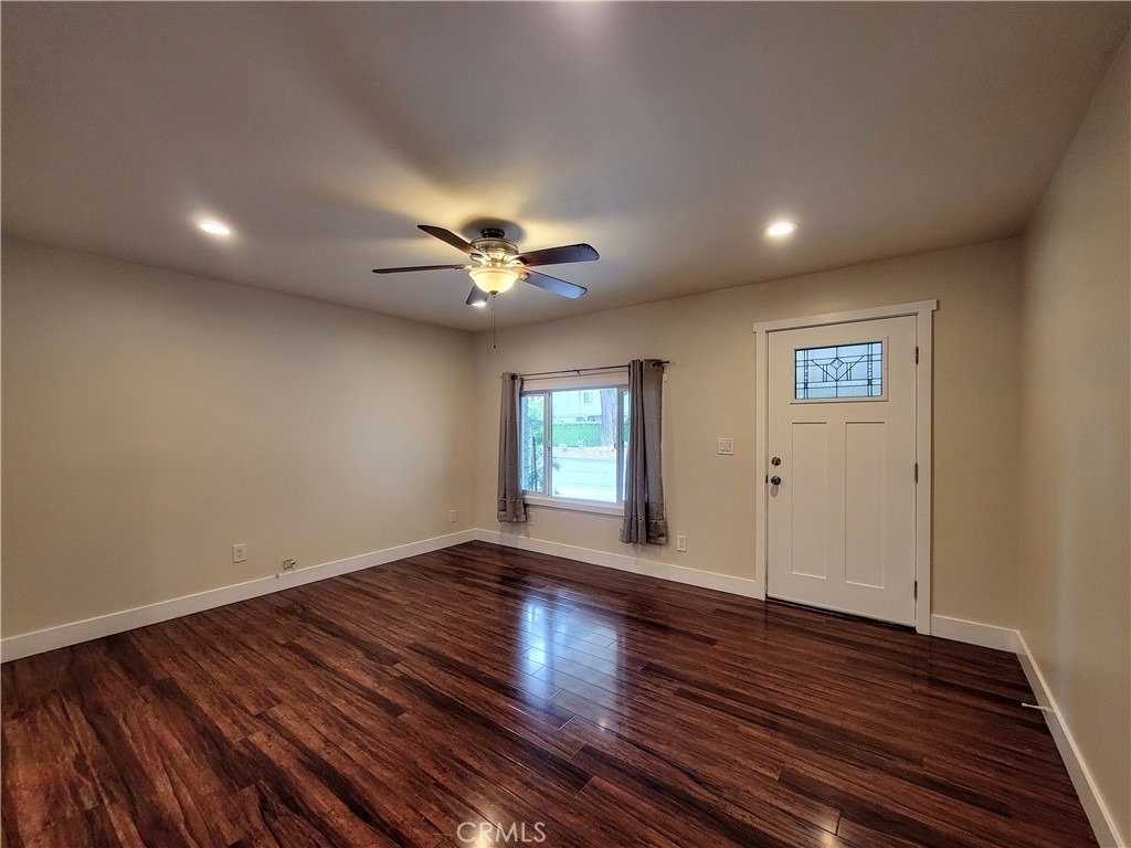 8429 Somerset Blvd. - Photo 4