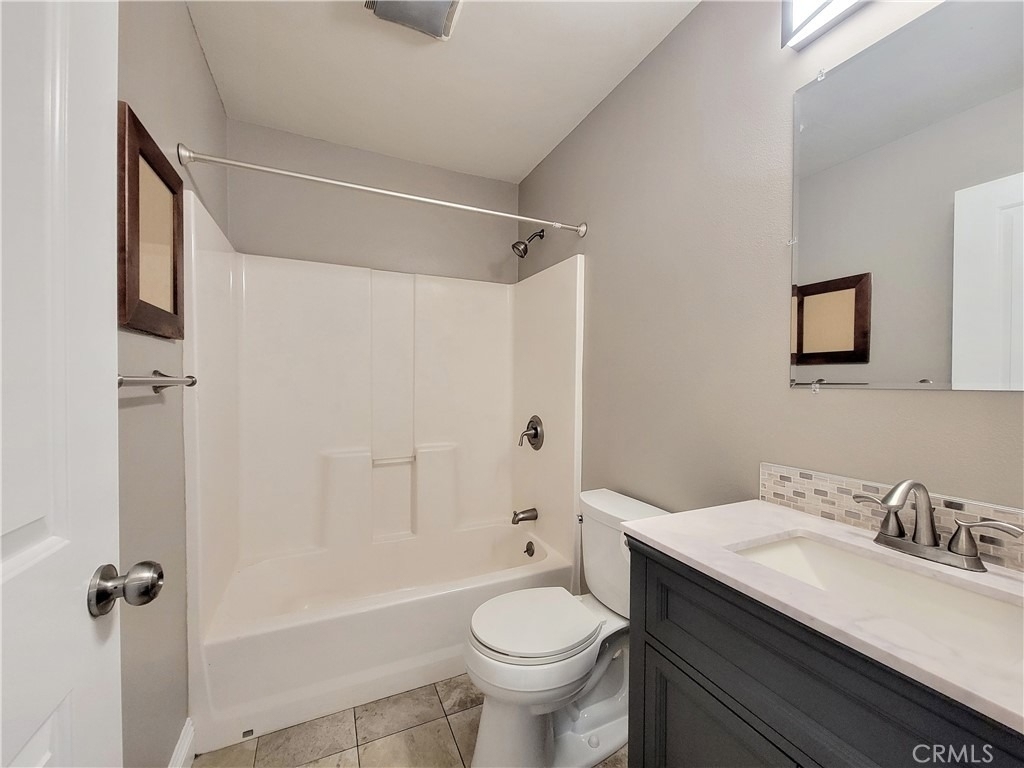8429 Somerset Blvd. - Photo 12