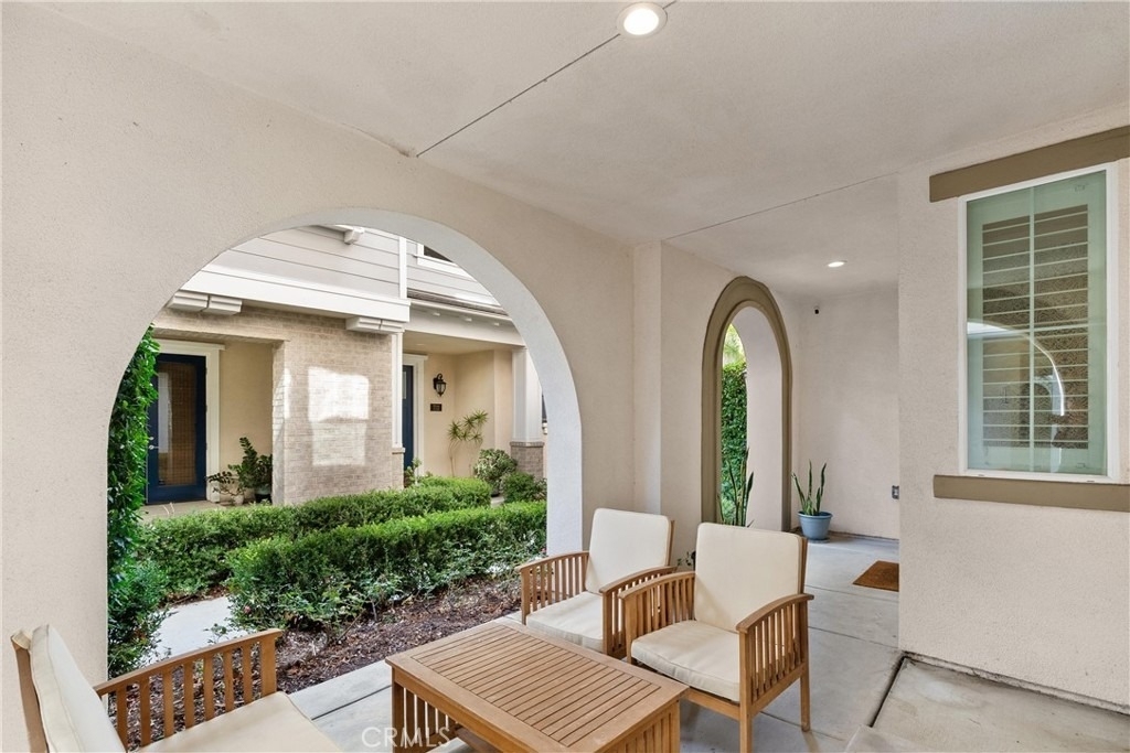 710 W Tribella Court - Photo 2