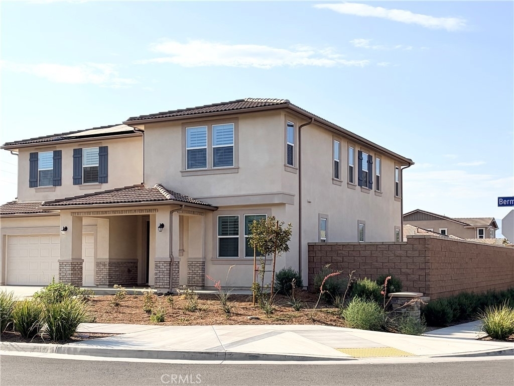 26756 Bermudez Street - Photo 1