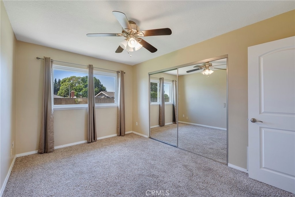 1219 N Van Buren Street - Photo 23