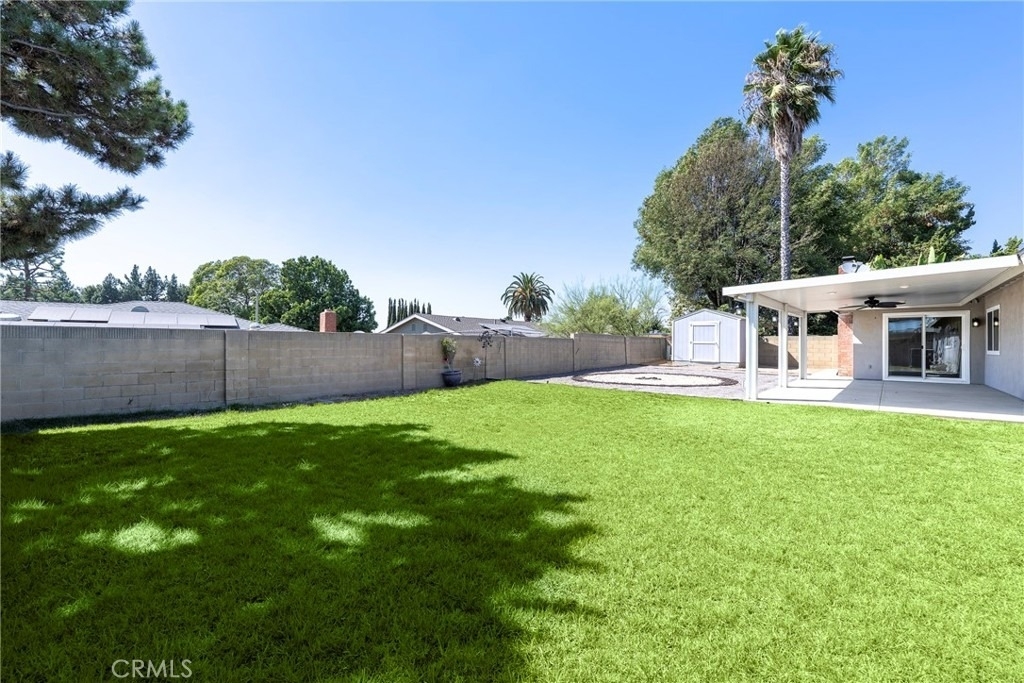 1219 N Van Buren Street - Photo 35