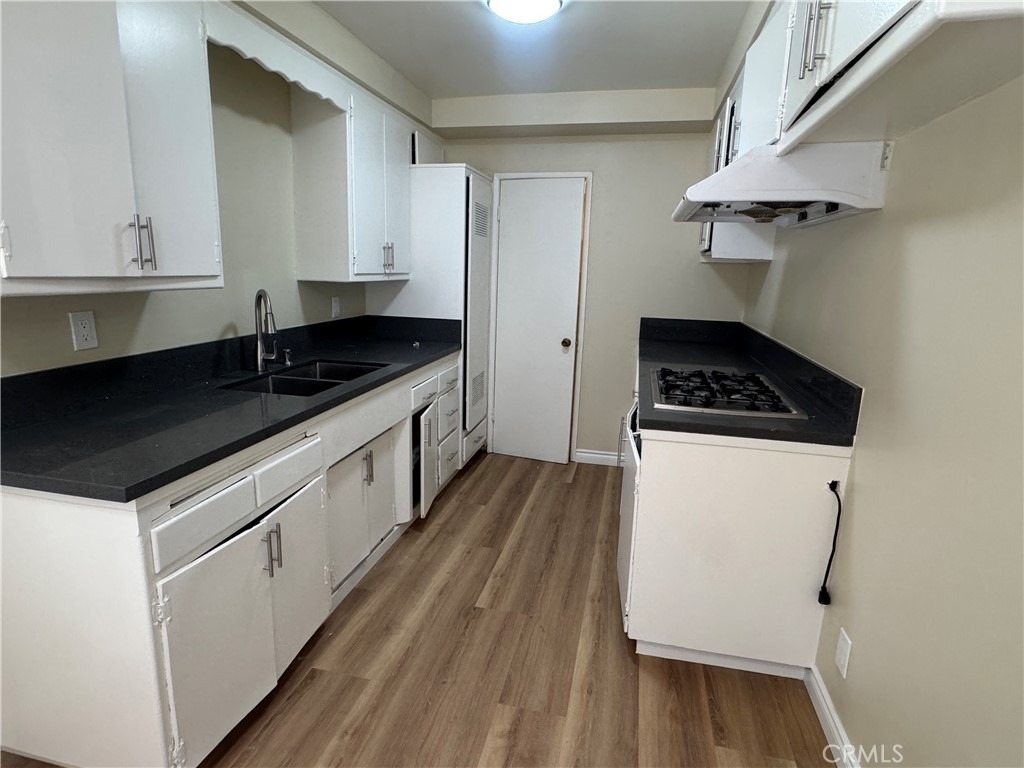 400 N Garfield Avenue - Photo 3