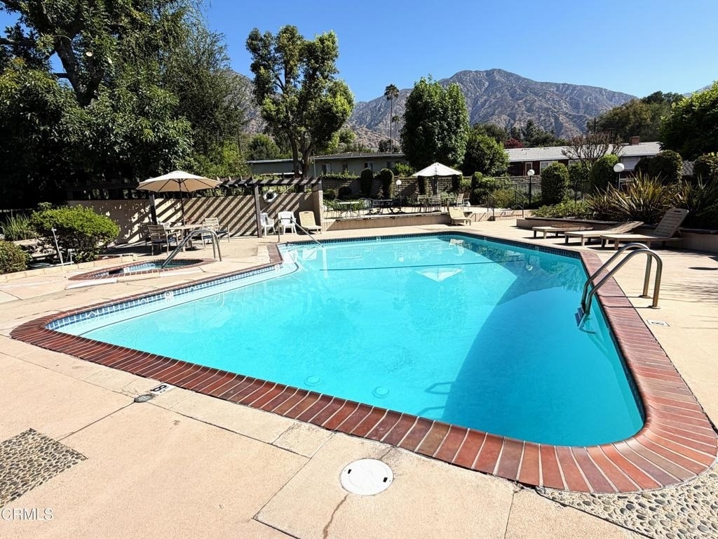 277 E Sierra Madre Boulevard - Photo 17