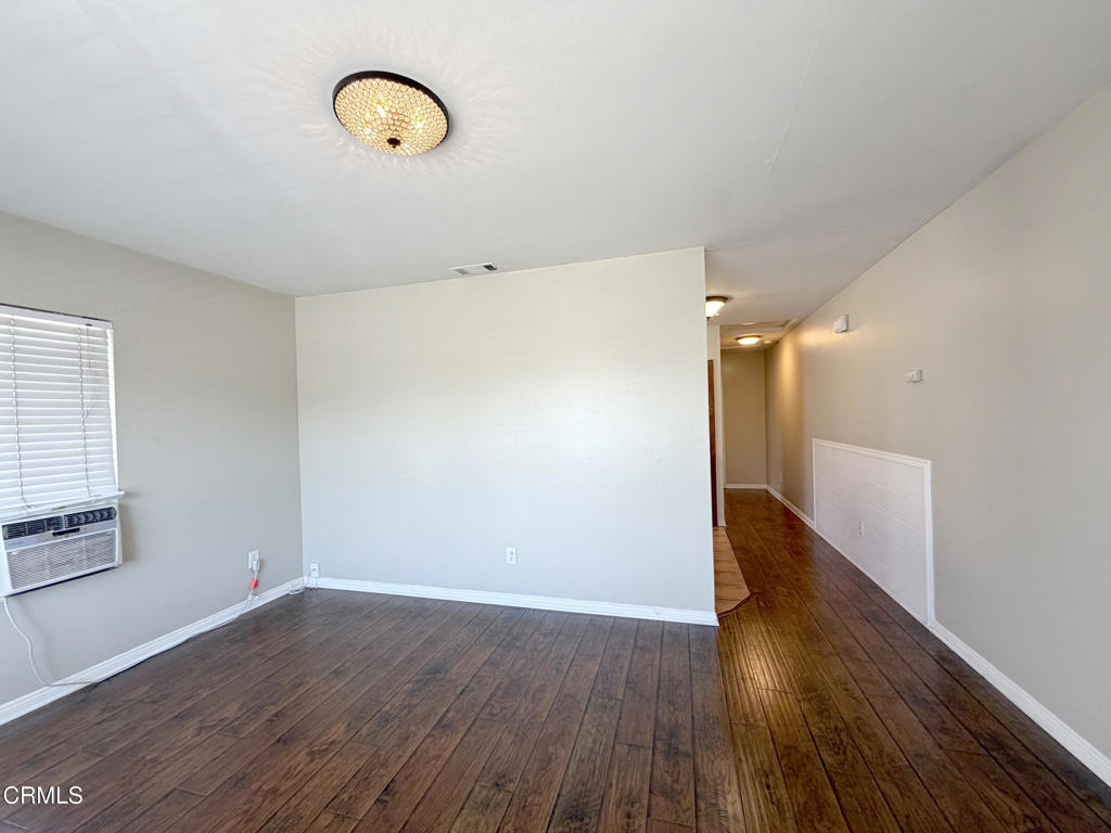 156 S Pacific Avenue - Photo 5