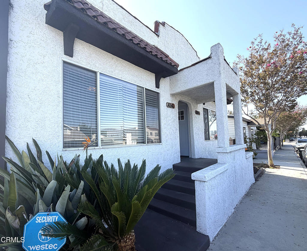 156 S Pacific Avenue - Photo 2