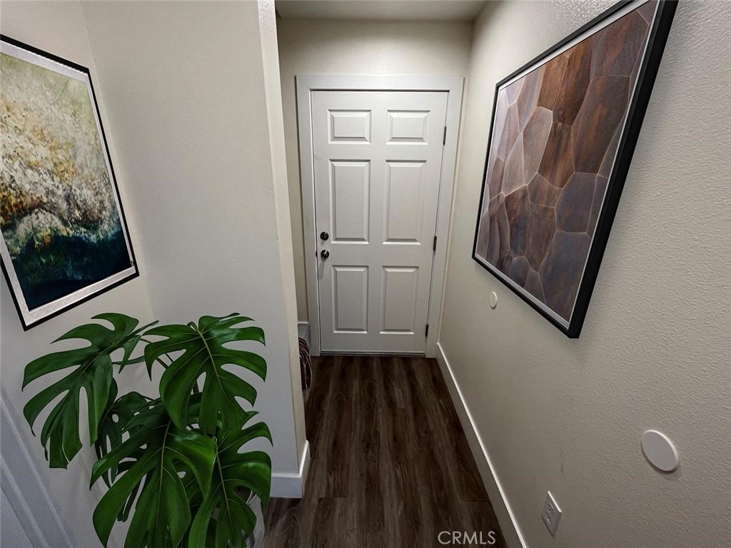 1029 South Montebello Boulevard - Photo 9