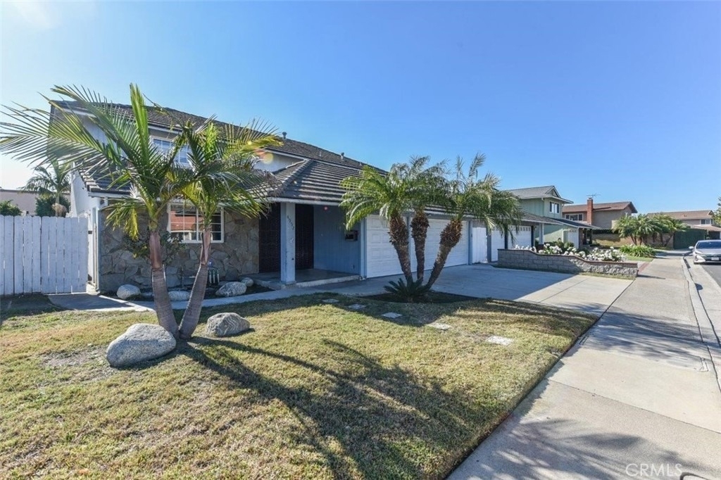 4952 Windsong Avenue - Photo 0