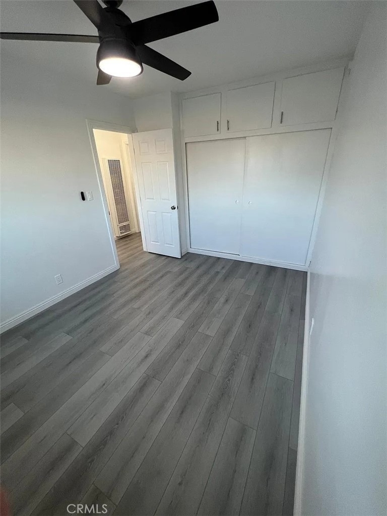 293 W Artesia Street - Photo 8