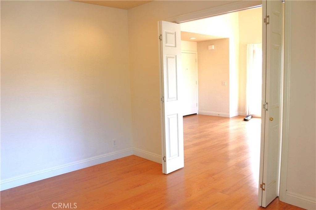111 Greenfield - Photo 4
