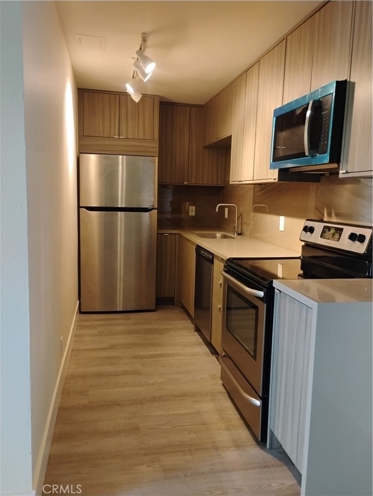 420 N Villa Court - Photo 2