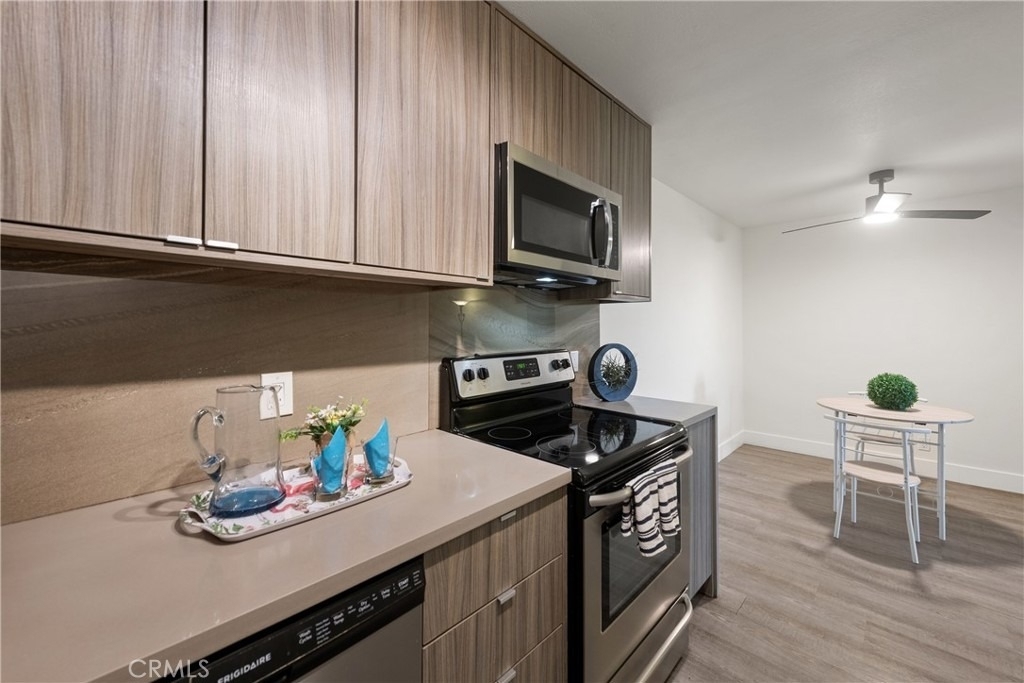 420 N Villa Court - Photo 10
