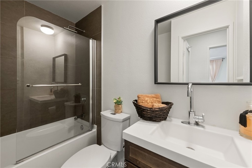 420 N Villa Court - Photo 14