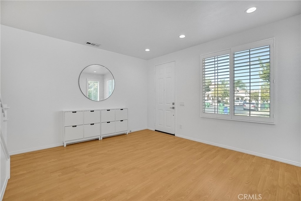 76 Millbrook - Photo 3