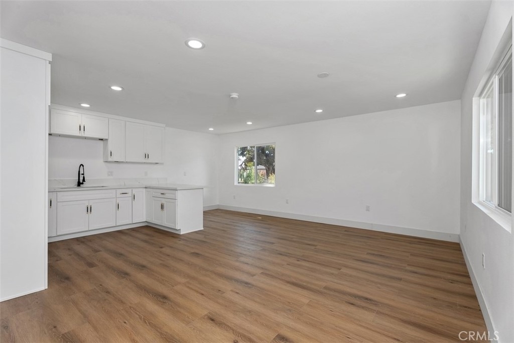 24543 Penfield - Photo 8