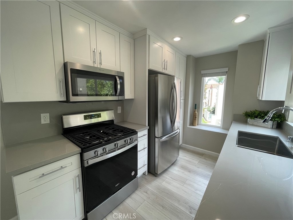 10855 Camino Ruiz - Photo 0