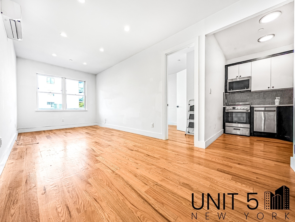 29 Marcus Garvey Boulevard - Photo 1
