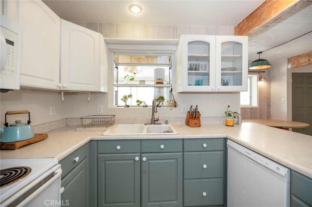 2576 Green Hills - Photo 17