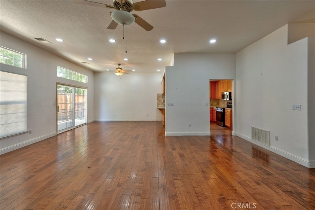 1217 Cathedral Creek Court - Photo 9