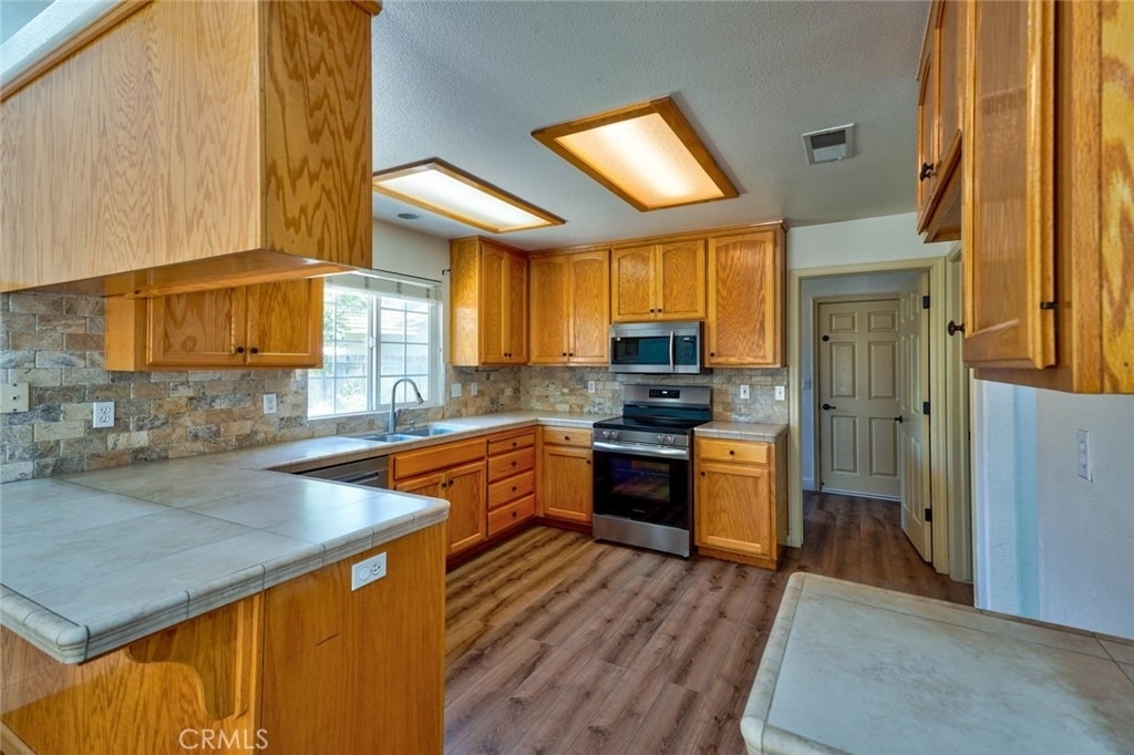 1217 Cathedral Creek Court - Photo 28