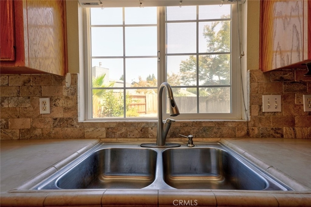 1217 Cathedral Creek Court - Photo 36