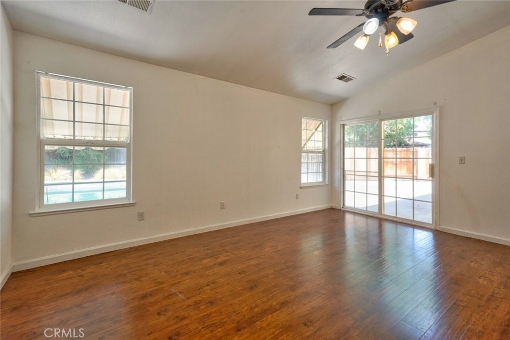 1217 Cathedral Creek Court - Photo 8