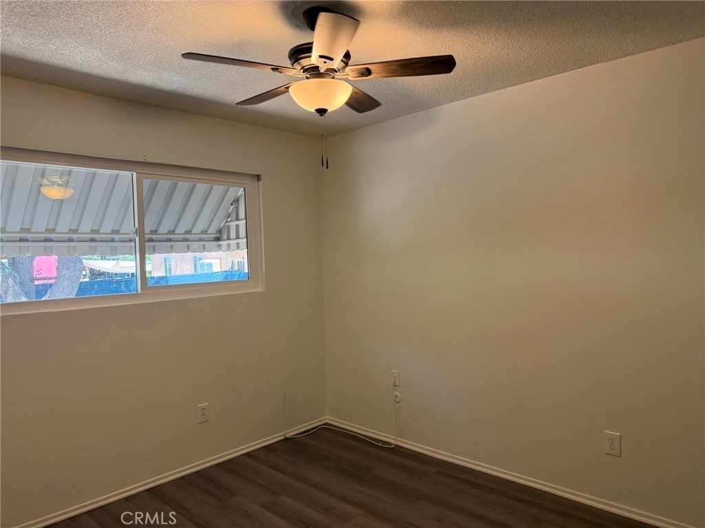 2545 Lime Street - Photo 12