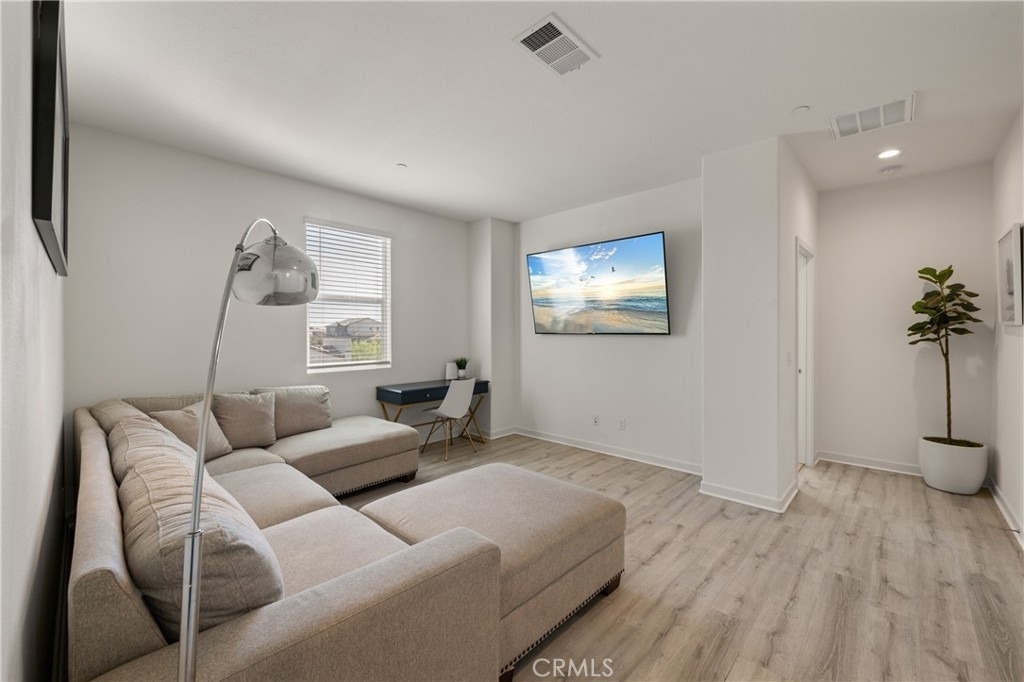 50105 Rocamora Street - Photo 23