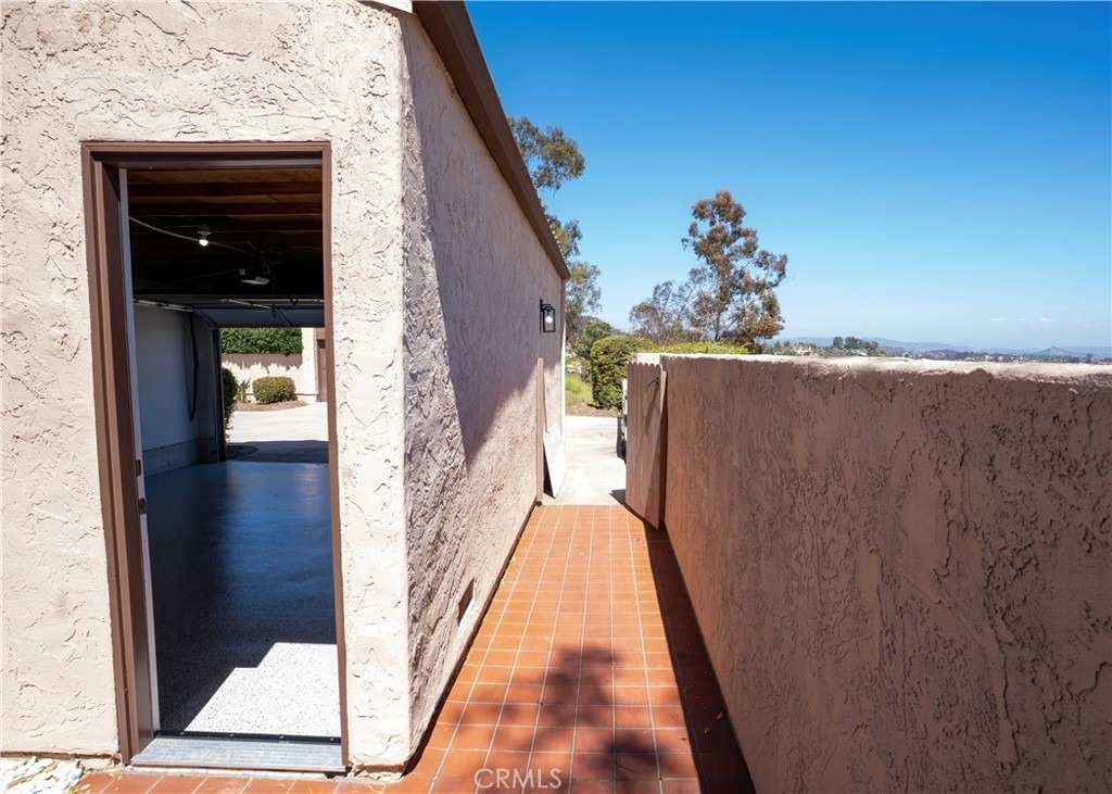 2055 Earl Glen - Photo 6