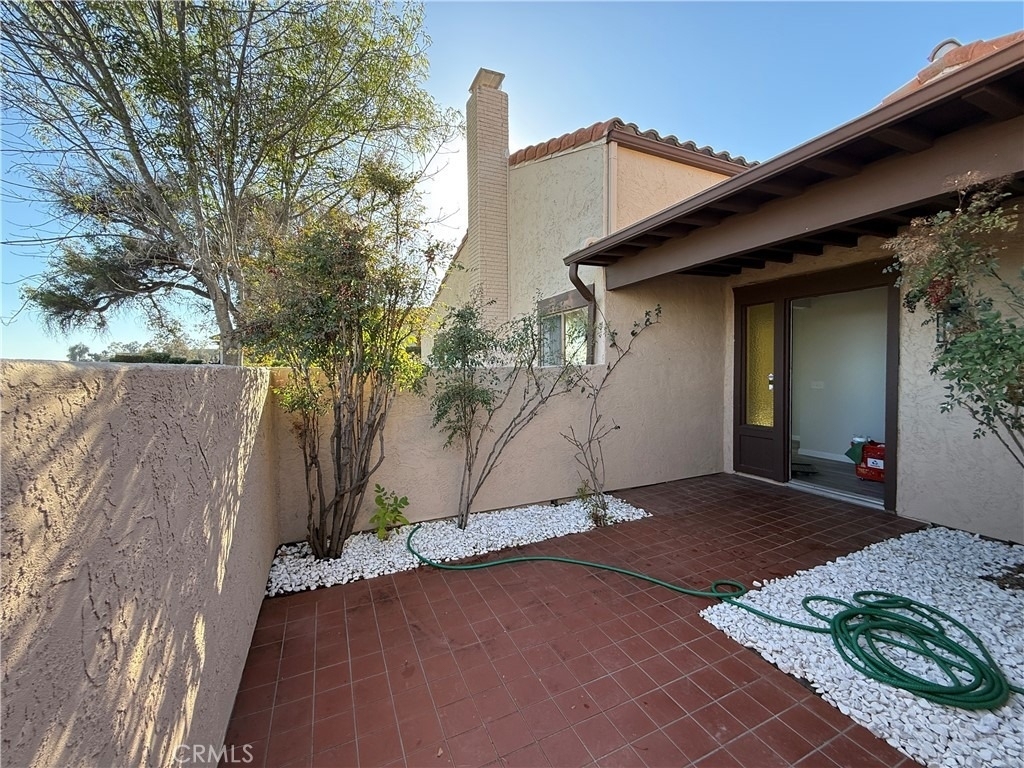 2055 Earl Glen - Photo 7