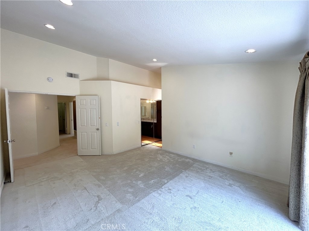 904 Sky Meadow - Photo 19