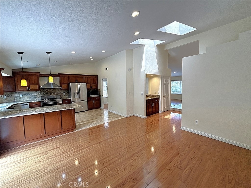 904 Sky Meadow - Photo 7