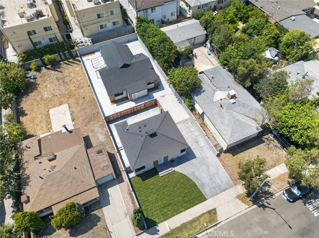 2325 N Naomi Street - Photo 1