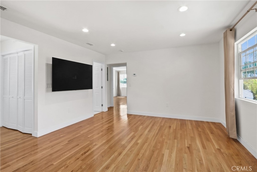 8111 Allengrove Street - Photo 14