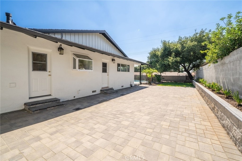 205 N Hacienda Avenue - Photo 27