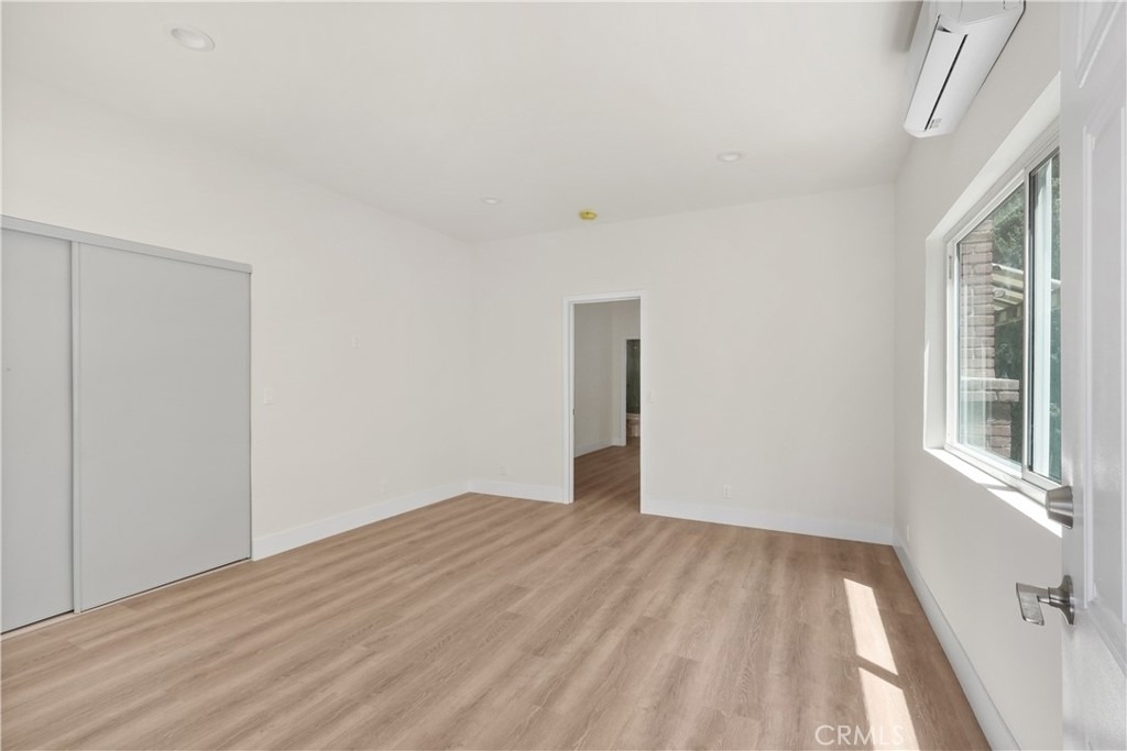 1530 N Mariposa - Photo 13