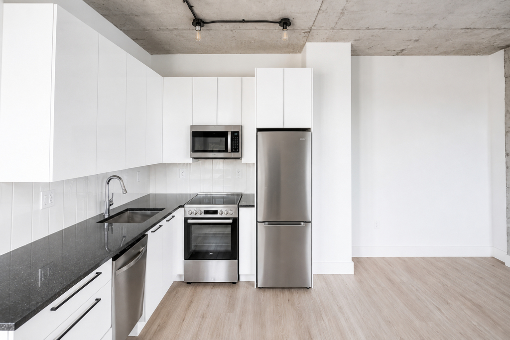 815 Flatbush Avenue - Photo 1