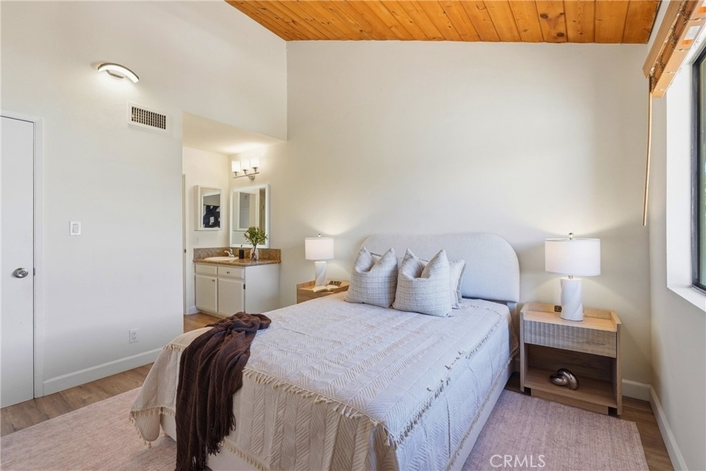 1433 S Beverly Drive - Photo 21