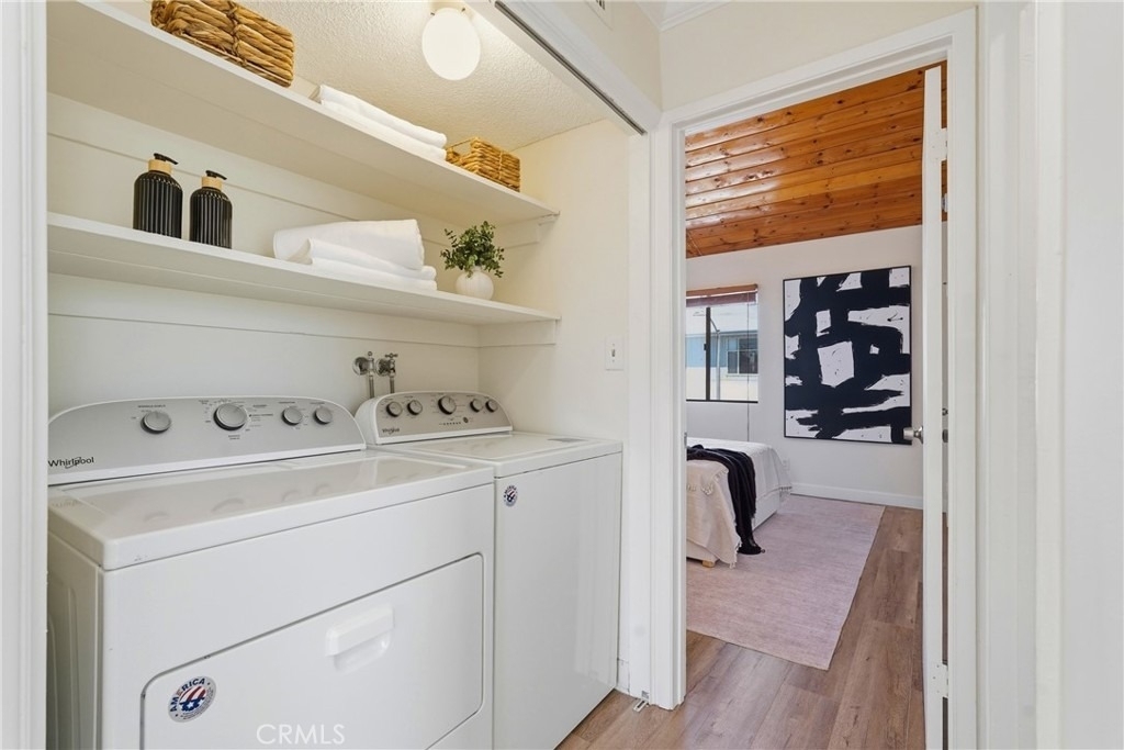 1433 S Beverly Drive - Photo 19