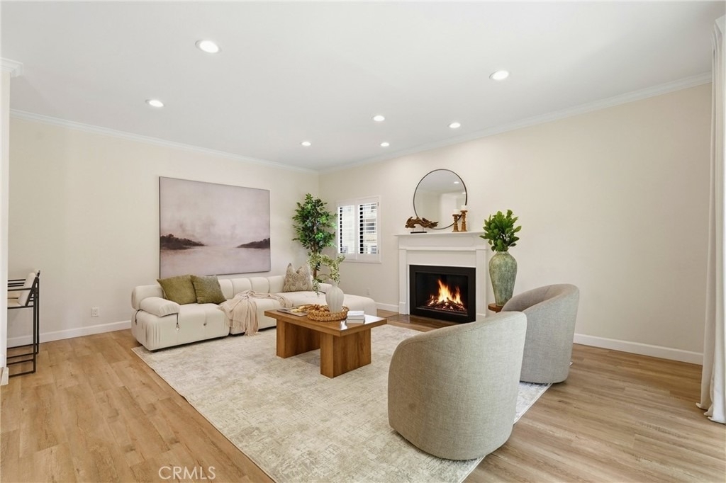 1433 S Beverly Drive - Photo 4