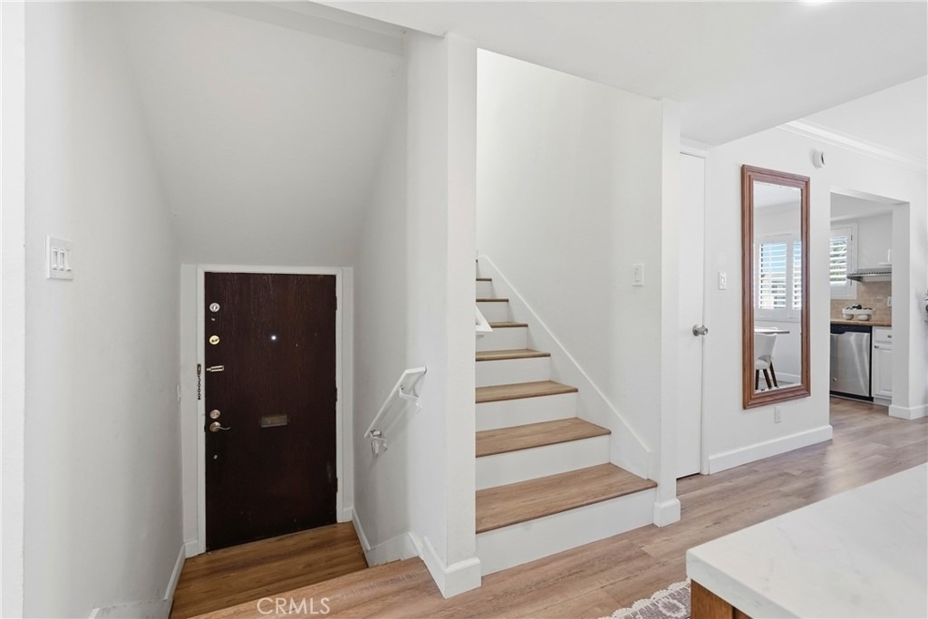 1433 S Beverly Drive - Photo 18
