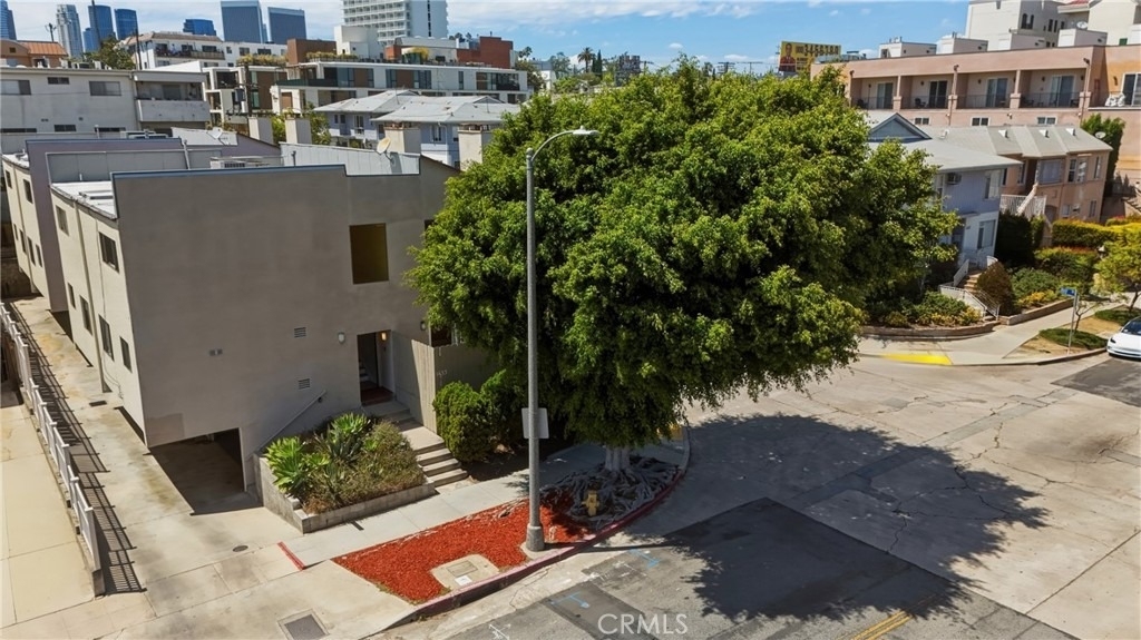 1433 S Beverly Drive - Photo 1