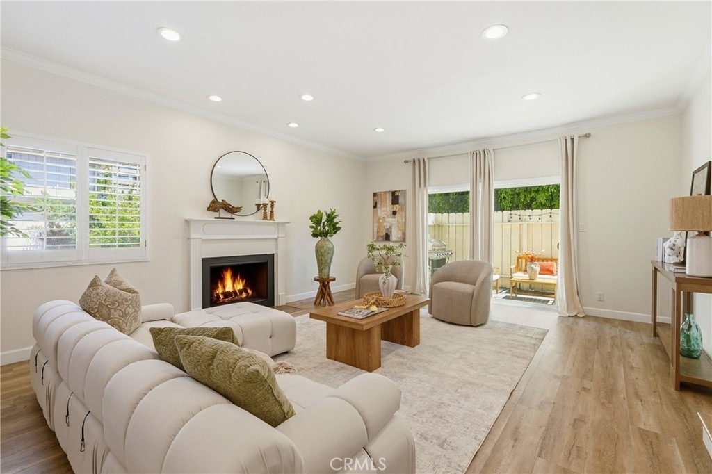 1433 S Beverly Drive - Photo 2