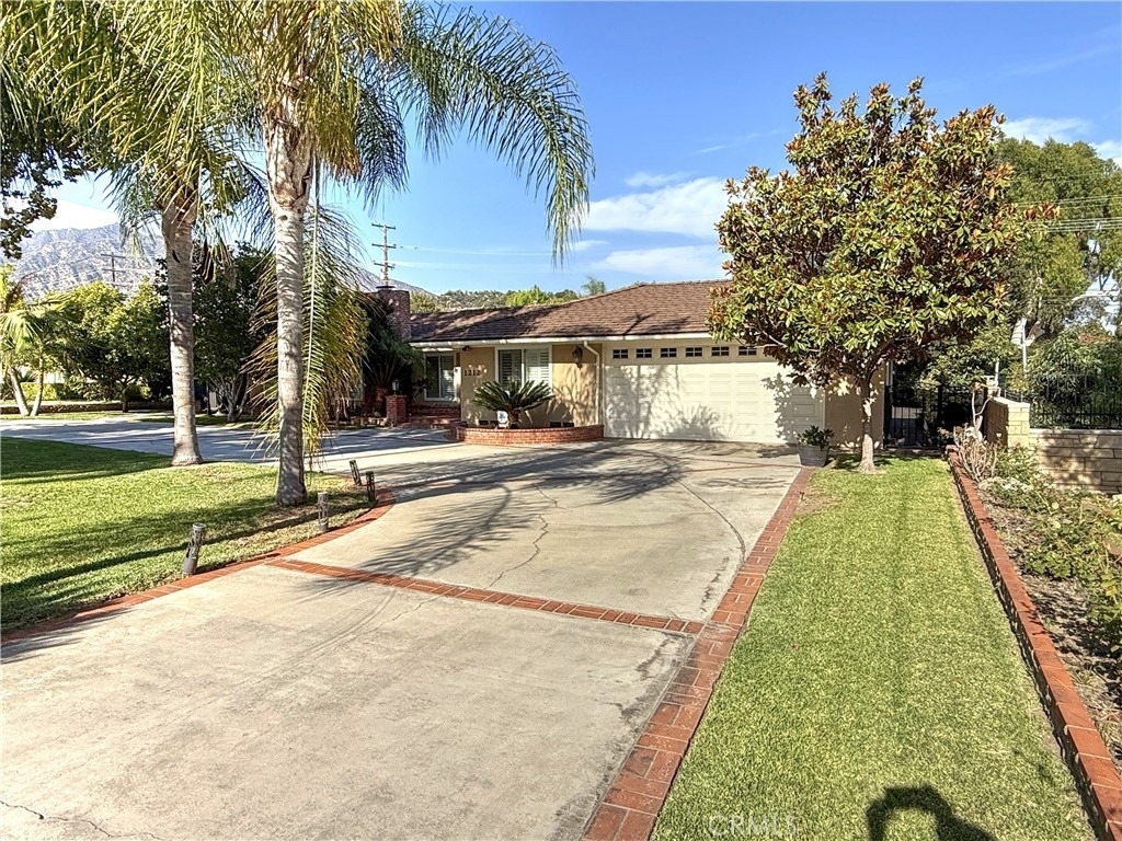 1212 N Santa Anita - Photo 1