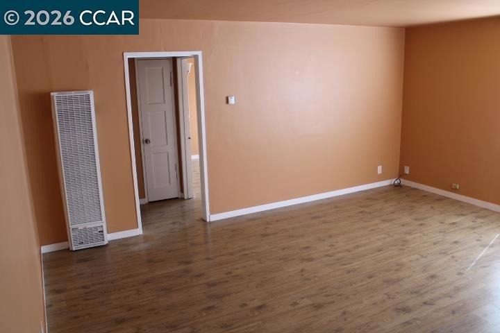 2745 Rollingwood Dr - Photo 2