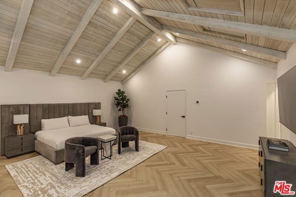 624 N Beverly Drive - Photo 23
