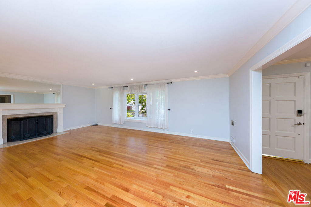 9808 Hillgreen Place - Photo 3