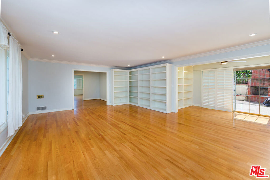 9808 Hillgreen Place - Photo 5
