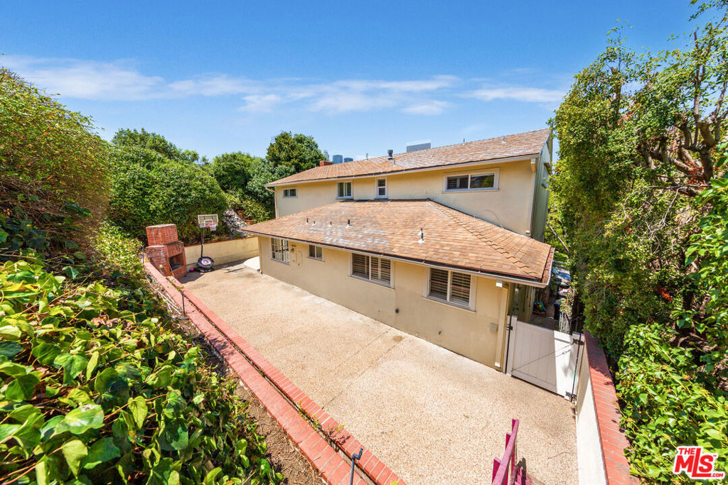 9808 Hillgreen Place - Photo 29