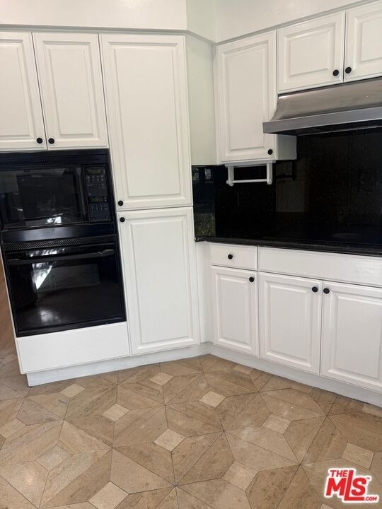 223 S Lasky Drive - Photo 12